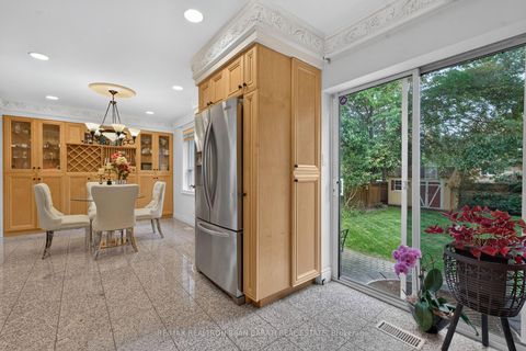 Photo 14 at 162 Goulding Avenue, Newtonbrook West, Toronto