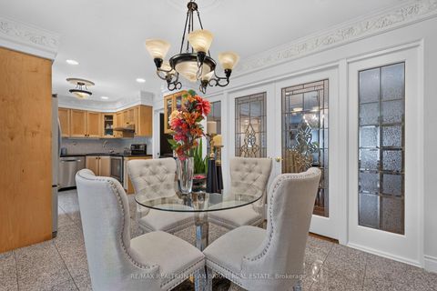 Photo 18 at 162 Goulding Avenue, Newtonbrook West, Toronto