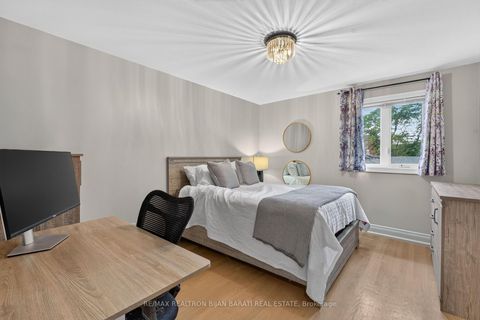 Photo 36 at 162 Goulding Avenue, Newtonbrook West, Toronto