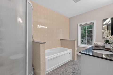 Photo 38 at 162 Goulding Avenue, Newtonbrook West, Toronto