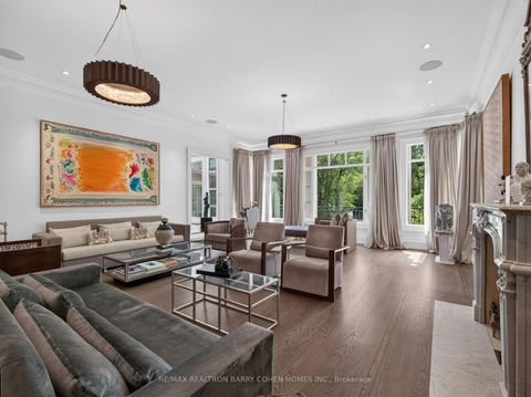 Photo 4 at 17 Alderbrook Drive, Don Mills, Toronto