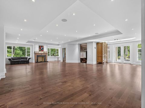 Photo 35 at 17 Alderbrook Drive, Don Mills, Toronto
