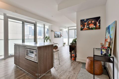Photo 7 at 405 - 200 Bloor Street W, Annex, Toronto