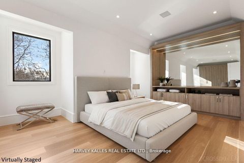 Photo 34 at 370 Glengrove Avenue W, Lawrence Park South, Toronto
