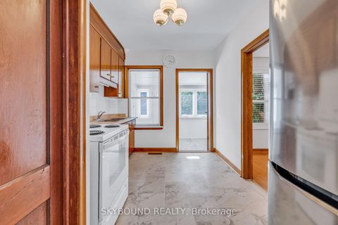 Photo 10 at 30 Woodmount Avenue, Danforth, Toronto