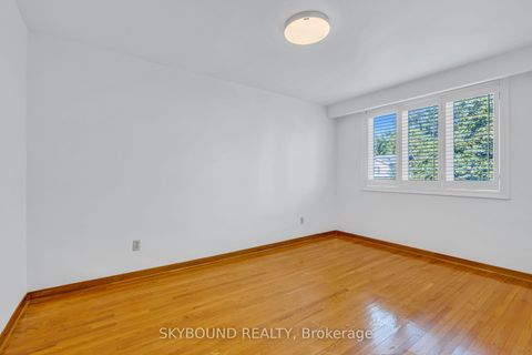 Photo 14 at 30 Woodmount Avenue, Danforth, Toronto