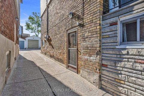 Photo 24 at 30 Woodmount Avenue, Danforth, Toronto