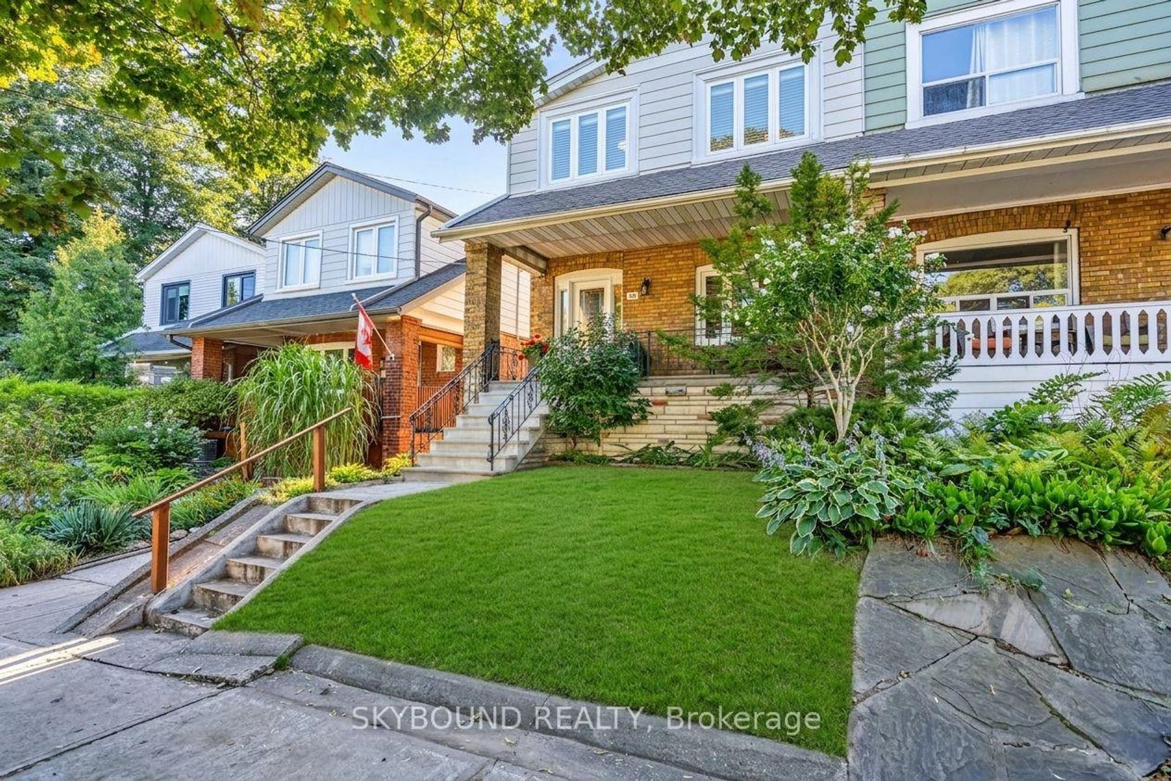 30 Woodmount Avenue, Danforth, Toronto photo number 2