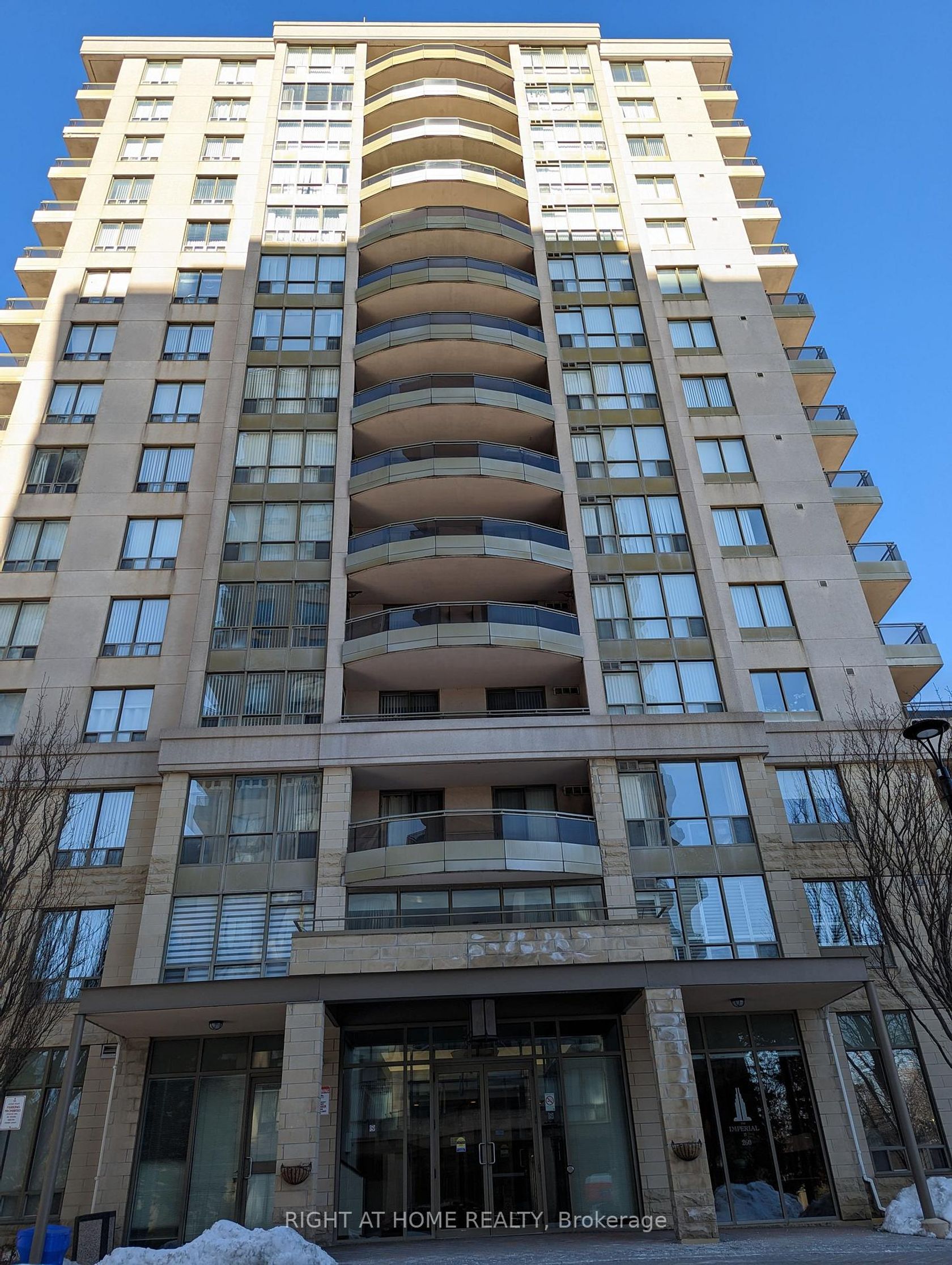 305 - 260 Doris Avenue, Willowdale East, Toronto photo number 2