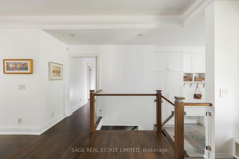 Photo 5 at 19 Oldham Road, Rosethorn, Toronto
