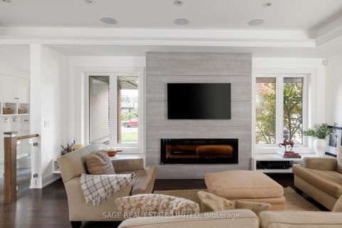 Photo 9 at 19 Oldham Road, Rosethorn, Toronto
