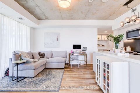 Photo 3 at 607 - 25 Baseball Place, South Riverdale, Toronto