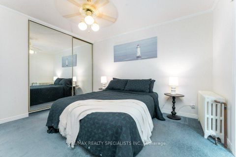 Photo 19 at 58 Franklin Avenue, Westgate, Toronto