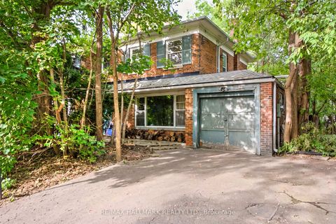 Photo 1 at 171 Old Yonge Street, Windfields, Toronto