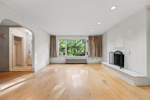 Photo 7 at 171 Old Yonge Street, Windfields, Toronto