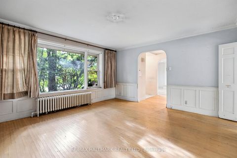 Photo 16 at 171 Old Yonge Street, Windfields, Toronto