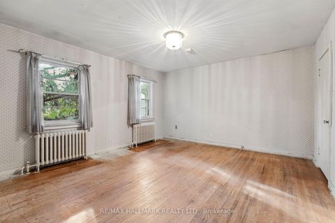 Photo 20 at 171 Old Yonge Street, Windfields, Toronto
