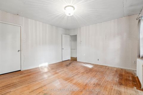 Photo 21 at 171 Old Yonge Street, Windfields, Toronto