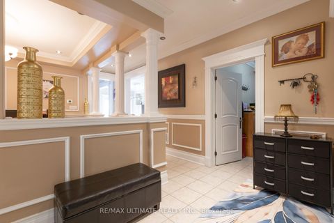 Photo 6 at 15 Ozoner Crescent, Vellore Village, Vaughan