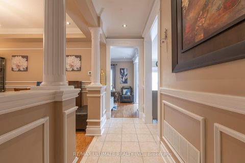 Photo 9 at 15 Ozoner Crescent, Vellore Village, Vaughan