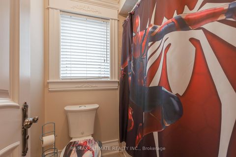 Photo 26 at 15 Ozoner Crescent, Vellore Village, Vaughan