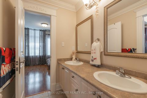 Photo 27 at 15 Ozoner Crescent, Vellore Village, Vaughan