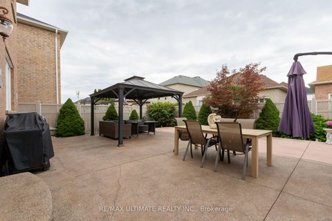 Photo 42 at 15 Ozoner Crescent, Vellore Village, Vaughan