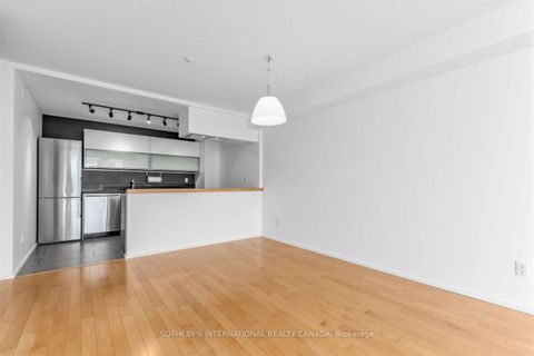 Photo 11 at 708 - 95 Prince Arthur Avenue, Annex, Toronto