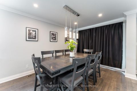Photo 4 at 139 Redgrave Drive, Richview, Toronto