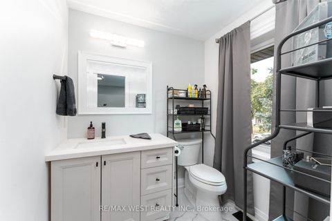 Photo 15 at 139 Redgrave Drive, Richview, Toronto