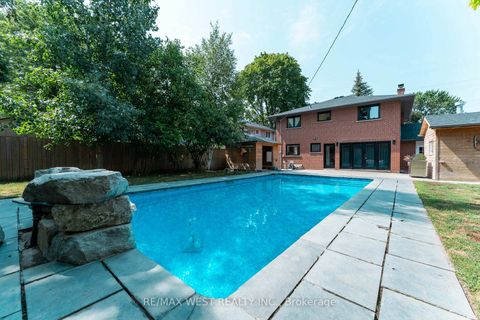 Photo 22 at 139 Redgrave Drive, Richview, Toronto