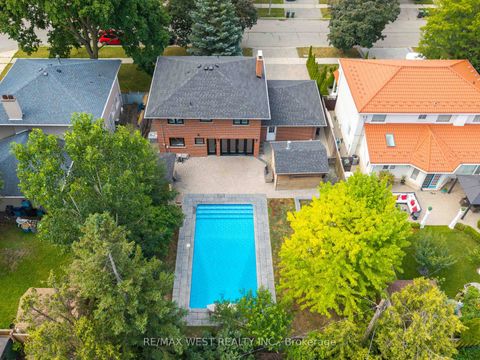 Photo 23 at 139 Redgrave Drive, Richview, Toronto
