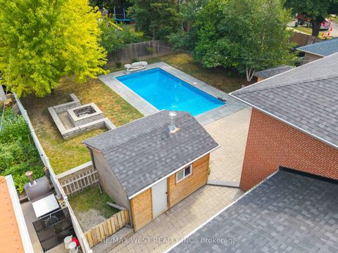 Photo 24 at 139 Redgrave Drive, Richview, Toronto