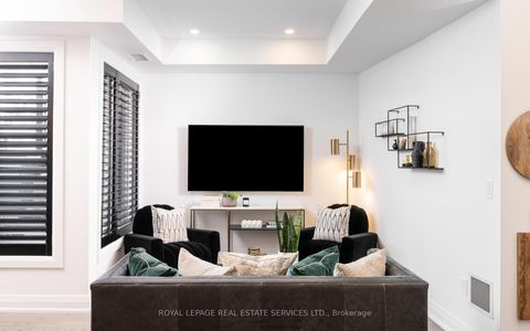 Photo 7 at 2 - 169 Jones Avenue, South Riverdale, Toronto