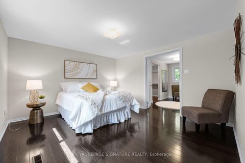 Photo 16 at 3161 Bayview Avenue, Bayview Village, Toronto