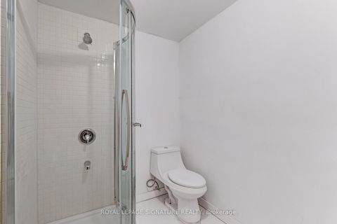 Photo 24 at 3161 Bayview Avenue, Bayview Village, Toronto