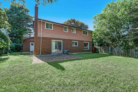 Photo 26 at 3161 Bayview Avenue, Bayview Village, Toronto