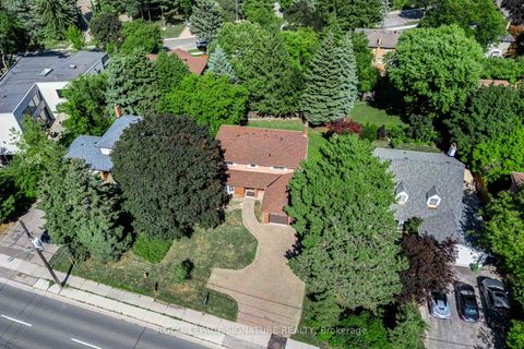 Photo 33 at 3161 Bayview Avenue, Bayview Village, Toronto