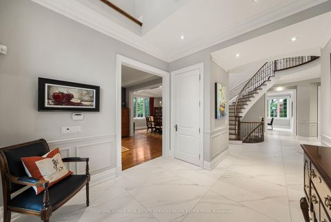 Photo 2 at 9 Bethesda Court, Don Mills, Toronto