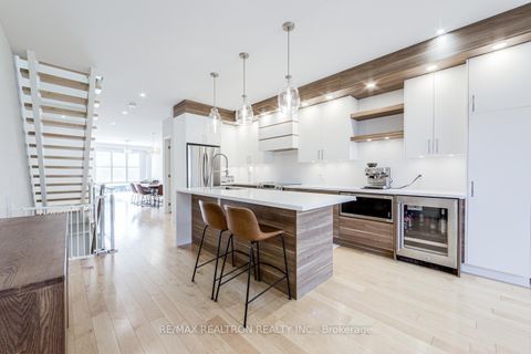 Photo 5 at 6B Trowell Avenue, Eglinton West, Toronto