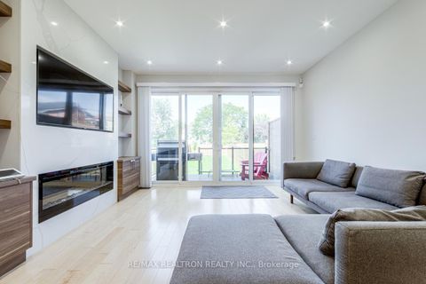 Photo 8 at 6B Trowell Avenue, Eglinton West, Toronto