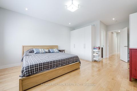 Photo 15 at 6B Trowell Avenue, Eglinton West, Toronto