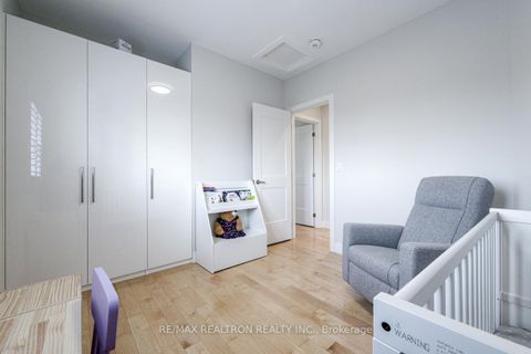 Photo 19 at 6B Trowell Avenue, Eglinton West, Toronto