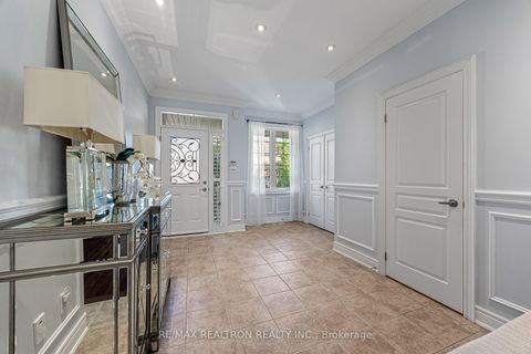 Photo 3 at 125 Lady Karen Crescent, Patterson, Vaughan