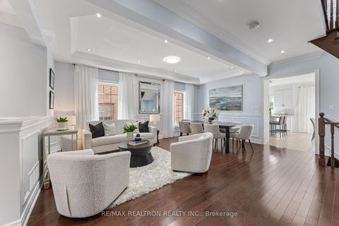 Photo 4 at 125 Lady Karen Crescent, Patterson, Vaughan