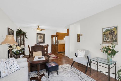 Photo 1 at 211 - 10B Coulter Street, Sunnidale, Barrie