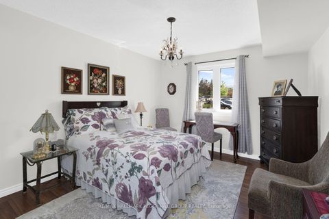 Photo 7 at 211 - 10B Coulter Street, Sunnidale, Barrie