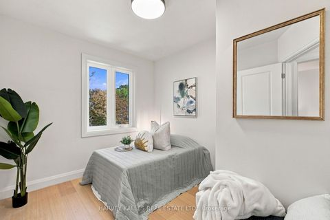Photo 17 at 547 Melrose Avenue, Nortown, Toronto