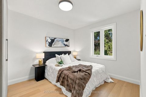 Photo 19 at 547 Melrose Avenue, Nortown, Toronto