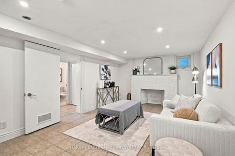 Photo 26 at 547 Melrose Avenue, Nortown, Toronto